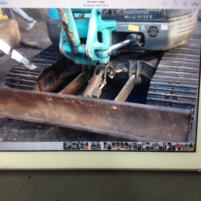 ขายรถขุดเล็ก KOBELCO SK40 ราคา 430,000 บาท สินค้าอยู่เชียงกงหลัก สี่