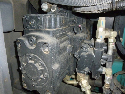 ขายรถขุด KOBELCO SK135SR #YY04  สภาพสวยพร้อมใช้ นำเข้าจากประเทศญี่ปุ่น ติดต่อ อำพล 090-9694506/ 080-3031241