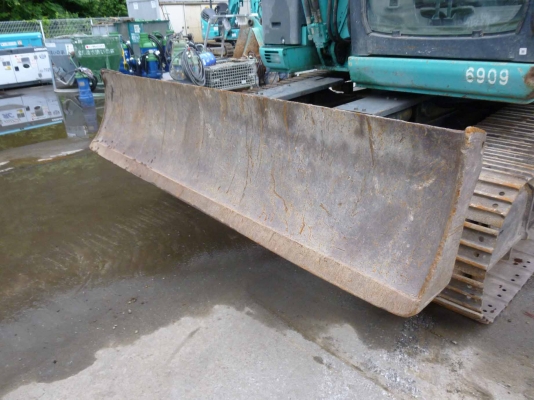 ขายรถขุด KOBELCO SK135SR #YY04  สภาพสวยพร้อมใช้ นำเข้าจากประเทศญี่ปุ่น ติดต่อ อำพล 090-9694506/ 080-3031241