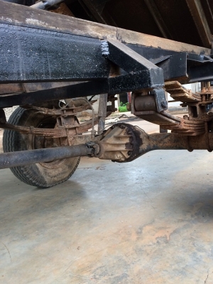 รถอีแต๋นดั๊ม