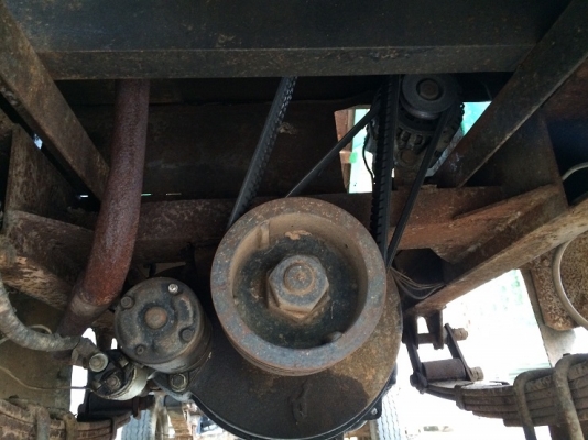 รถอีแต๋นดั๊ม