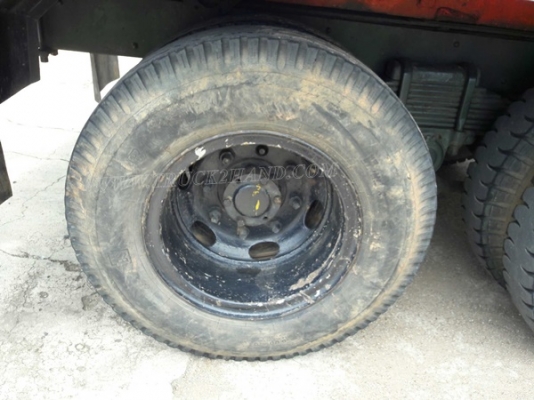 รถเทเลอร์หัวยาว  ยี่ห้ออีซูซุ  รหัสเครื่อง 6BD1  ขนาด 165 แรงม้า