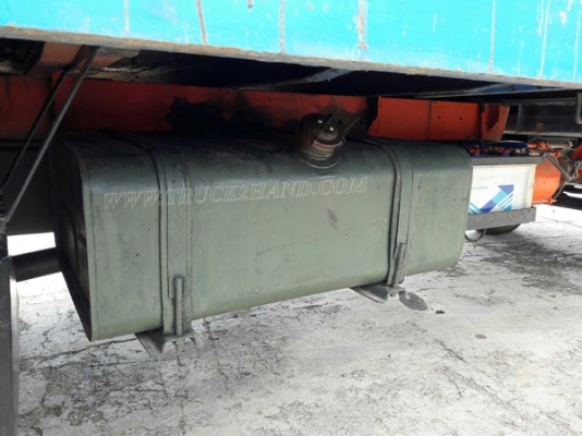 รถเทเลอร์หัวยาว  ยี่ห้ออีซูซุ  รหัสเครื่อง 6BD1  ขนาด 165 แรงม้า