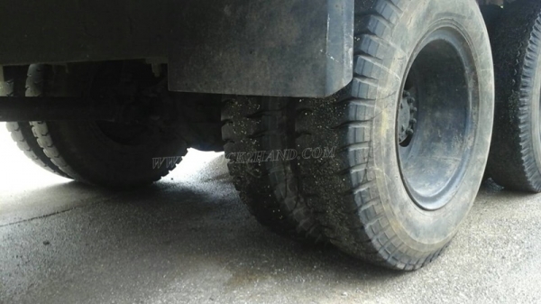 รถเทเลอร์หัวยาว  ยี่ห้ออีซูซุ  รหัสเครื่อง 6BD1  ขนาด 165 แรงม้า