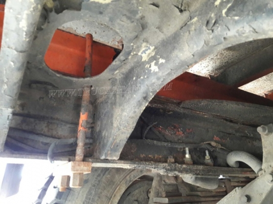 รถเทเลอร์หัวยาว  ยี่ห้ออีซูซุ  รหัสเครื่อง 6BD1  ขนาด 165 แรงม้า