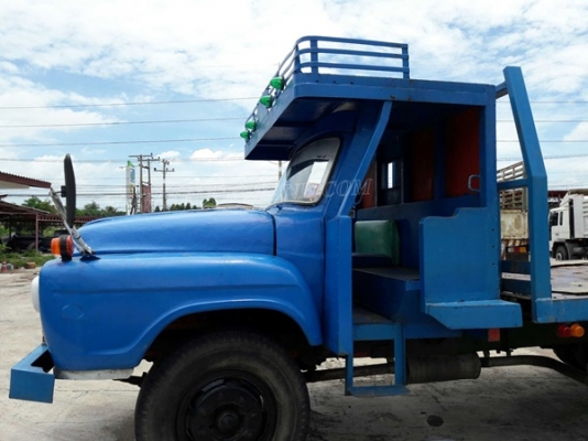 รถเทเลอร์หัวยาว  ยี่ห้ออีซูซุ  รหัสเครื่อง 6BD1  ขนาด 165 แรงม้า