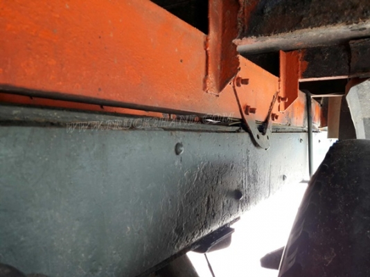 รถเทเลอร์หัวยาว  ยี่ห้ออีซูซุ  รหัสเครื่อง 6BD1  ขนาด 165 แรงม้า