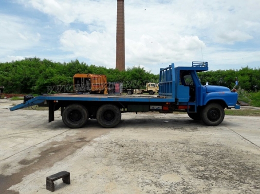 รถเทเลอร์หัวยาว  ยี่ห้ออีซูซุ  รหัสเครื่อง 6BD1  ขนาด 165 แรงม้า