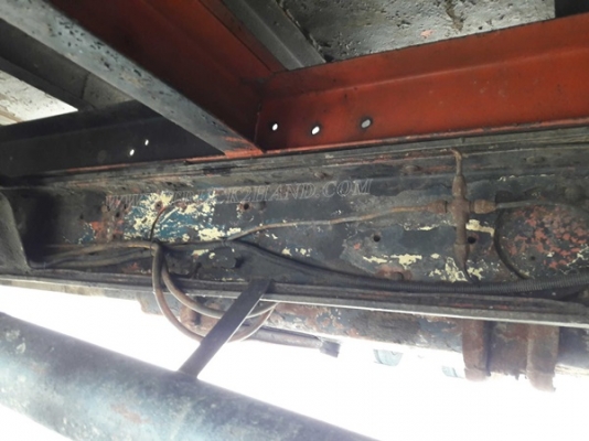 รถเทเลอร์หัวยาว  ยี่ห้ออีซูซุ  รหัสเครื่อง 6BD1  ขนาด 165 แรงม้า