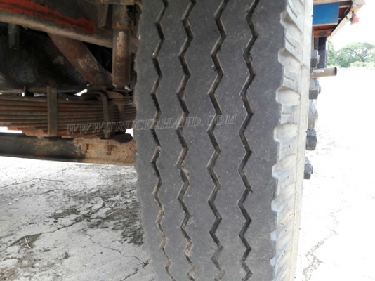 รถเทเลอร์หัวยาว  ยี่ห้ออีซูซุ  รหัสเครื่อง 6BD1  ขนาด 165 แรงม้า