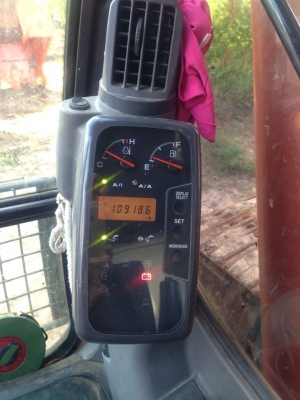 ขายรถแบคโค HITACHI ZX200-1 รถใช้งาน4ปี สภาพสวยพร้อมใช้งาน เอกสารพร้อมโอน 1,300,000 สนใจโทร 090-8588220คุณนะ 093-3258446คุณบิว หรือเข้าดูสินค้าอื่นๆได้ที่ www.narong2truck.com หรือ www.truck.in.th/498 หรือเพจFacebook ณรงค์ ซื้อขายรถมือสอง (เว็บไซต์ส่วนตัว)