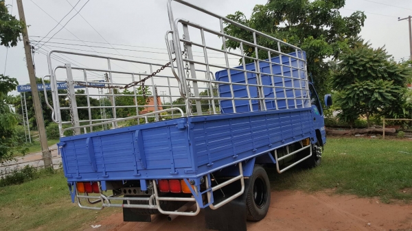 ขาย 6 ล้อIsuzu  NPR 130 เทอร์โบเเรงม้า ยาว4.3เมตรพวงมาลัยเพาเวอร์ แอร์ ยางดีทุกเส้น รถห้างเเท้สภาพนางฟ้า