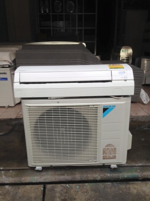 **** ขายแอร์ DAIKIN 12500 BTU สภาพสวย **** **** ขายแอร์ DAIKIN 12500 BTU สภาพสวย ****