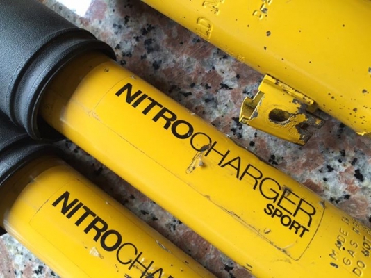 โช้ค Oldman emu Nitro Charger sport หน้า-หลังPajero sport / Triton