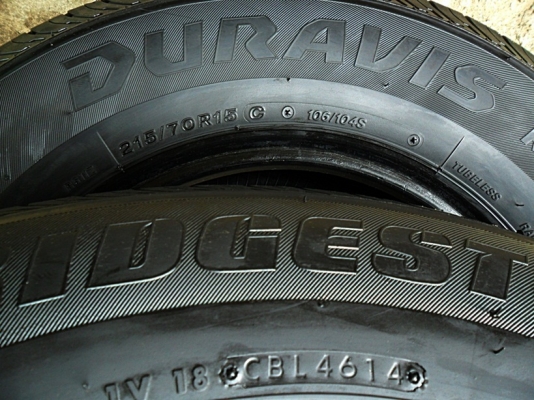 ยางกระบะขอบ15 บริดสโตน215-70-R15ลงพื้นกลางปี15 (4เส้น5,900)