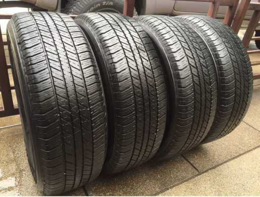 ยาง Bridgestone 265 65 17 ปี14 ดอกเยอะ พร้อมใช้งาน ราคาไม่แพง