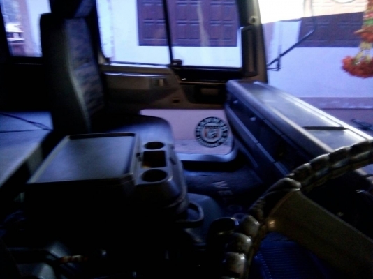 HINO  3M  240แรง ปี39 มีระบบลากพ่วง   รถสวยๆ  ราคา  1,150,000 บาท