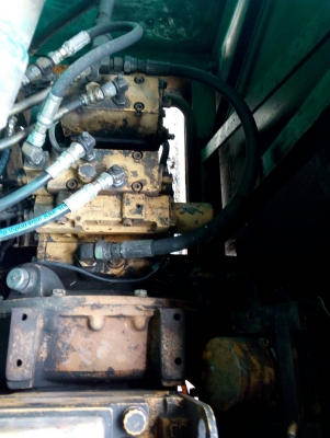 KOMATSU PC120