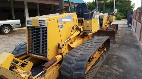 D20A-7E รถเก่าญี่ปุ่นแท้100\%ราคาไม่แพง