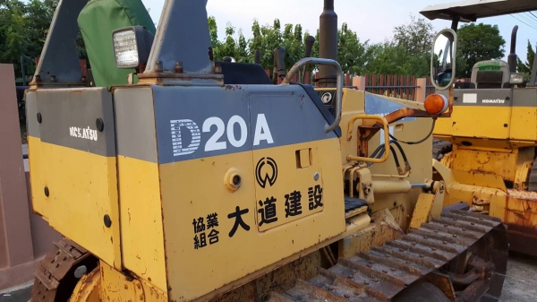 D20A-7E รถเก่าญี่ปุ่นแท้100\%ราคาไม่แพง