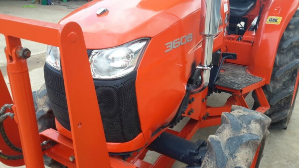 ขายรถไถ KUBOTA L3608 ปี54