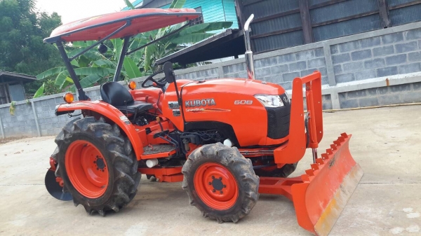 ขายรถไถ KUBOTA L3608 ปี54