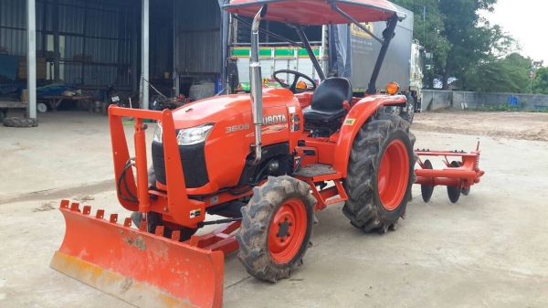 ขายรถไถ KUBOTA L3608 ปี54