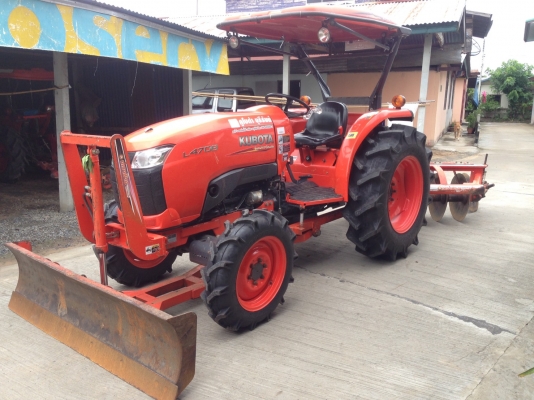 รถไถ KUBOTA L4708 (ราคา395,000 บาท) มีภาพวีดีโอ อายุการใช้งาน 1,282 รถสภาพ 90\% สวยสด พร้อมอุปกรณ์ 2 รถไถ KUBOTA L4708 (ราคา395,000 บาท) มีภาพวีดีโอ อายุการใช้งาน 1,282 รถสภาพ 90\% สวยสด พร้อมอุปกรณ์ 2