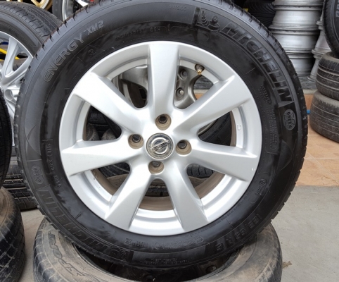 ขายล้อNISSAN ALMERA VL ยางปี 0715 4 ล้อ ขายล้อNISSAN ALMERA VL ยางปี 0715 4 ล้อ