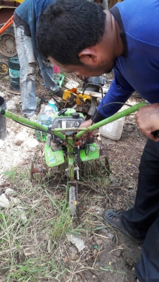 รถ / เครื่องพรวนดินปลูกผักแบบจอบหมุน การเกษตร ส่งไปชลบุรีครับ ขอบคุณครับ