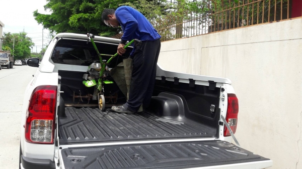 รถ / เครื่องพรวนดินปลูกผักแบบจอบหมุน การเกษตร ส่งไปชลบุรีครับ ขอบคุณครับ