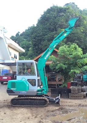 ขายรถขุดแบคโฮKOBELCO sk027ขนาดเท่าpc30เครื่องยนต์เทอร์โบเก่านอกแท้ญี่ปุ่นไม่เคยใช้งานในไทย