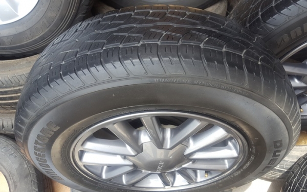 ขายล้อIsuzu D-Max X-Series 16 ยางปี13 4 ล้อ