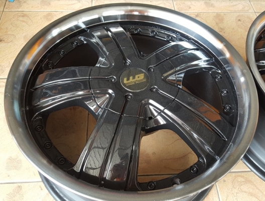 ขายล้อขอบ17 6 รู กว้าง705 ET30 2 ล้อ ขายล้อขอบ17 6 รู กว้าง705 ET30 2 ล้อ