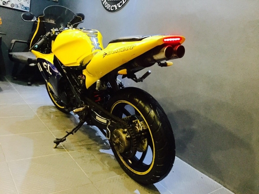 HONDA VFR 400 ทะเบียนแท้ ถูกสุดในสามโลก HONDA VFR 400 ทะเบียนแท้ ถูกสุดในสามโลก