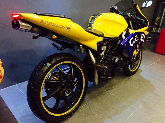 HONDA VFR 400 ทะเบียนแท้ ถูกสุดในสามโลก HONDA VFR 400 ทะเบียนแท้ ถูกสุดในสามโลก