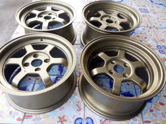 แม็ก te37 หน้า 7 หลัง 8 ใส่รถ 4 รู 100 ไม่มีคดดุ้ง ทำสีเก็บงานใหม่