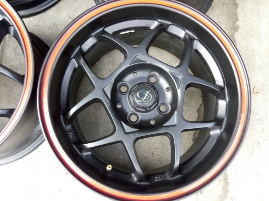 5 กว้าง 8 ใส่ 4 รู 100 ชุดละ 6900 บาท