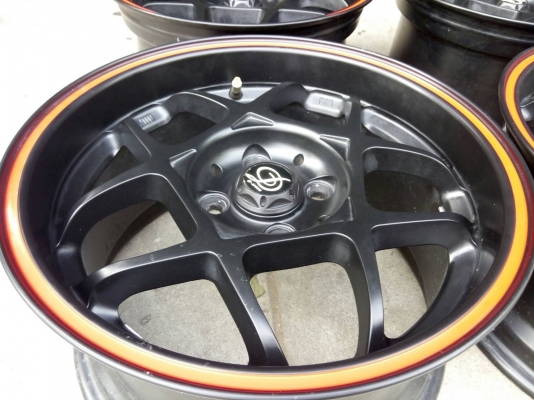 5 กว้าง 8 ใส่ 4 รู 100 ชุดละ 6900 บาท