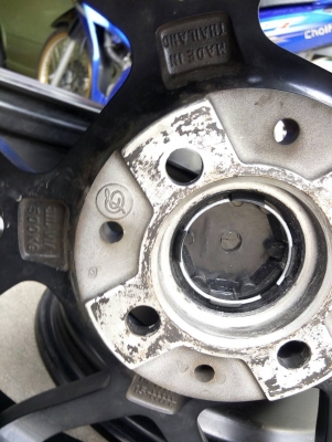 5 กว้าง 8 ใส่ 4 รู 100 ชุดละ 6900 บาท