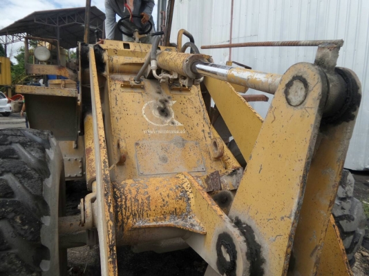 รถตักล้อยาง KAWASAKI KS60Z เครื่องยนตร์6สูบ พร้อมใช้งาน รถตักล้อยาง KAWASAKI KS60Z เครื่องยนตร์6สูบ พร้อมใช้งาน