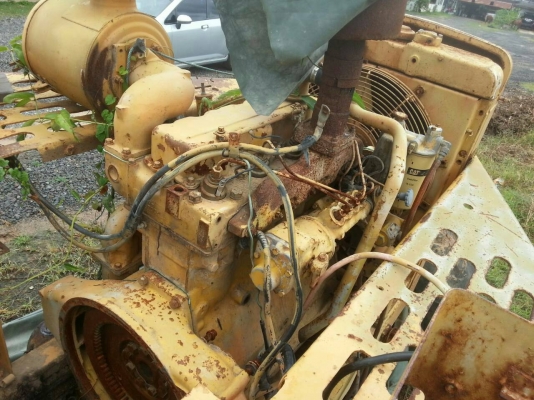 ขายซาก CaT 922 ตามสภาพครับสำหรับนักปั้นครับ ขายซาก CaT 922 ตามสภาพครับสำหรับนักปั้นครับ