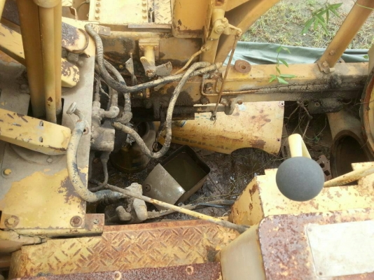 ขายซาก CaT 922 ตามสภาพครับสำหรับนักปั้นครับ ขายซาก CaT 922 ตามสภาพครับสำหรับนักปั้นครับ