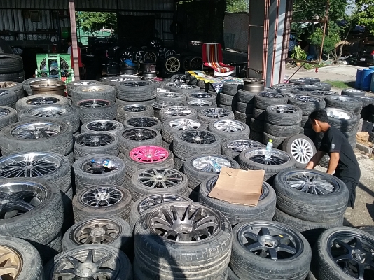 มาแล้วครับมีมาให้เลื้อกขายปลีก,ส่ง,เหมา ครับ มาแล้วครับมีมาให้เลื้อกขายปลีก,ส่ง,เหมา ครับ