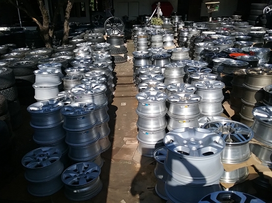 มาแล้วครับมีมาให้เลื้อกขายปลีก,ส่ง,เหมา ครับ มาแล้วครับมีมาให้เลื้อกขายปลีก,ส่ง,เหมา ครับ