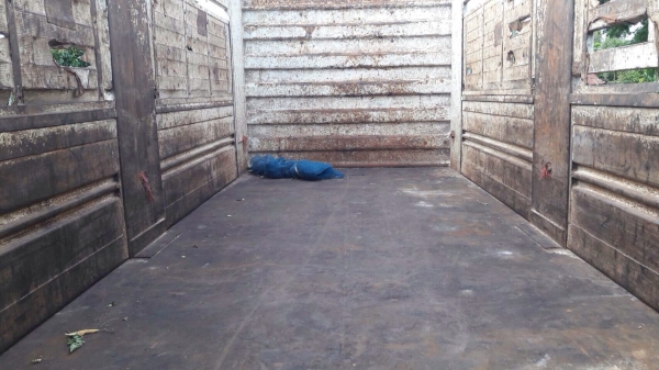 ขายด่วน  รถสิบล้อพ่วงดั้มพ์  ISUZU  DECA  360 ปี 56  สภาพดี  พร้อมใช้งาน