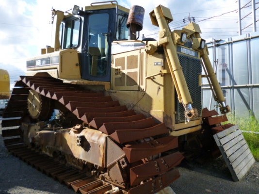 ขาย D6R, Year 2007, 5540Hr สภาพสวยพร้อมใช้ นำเข้าจากประเทศญี่ปุ่น สนใจติดต่อ อำพล 090-9694506/080-3031241