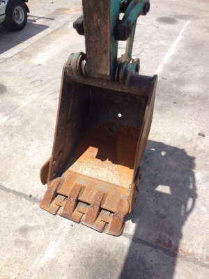 SALE___แบคโฮ KOMATSU PC40-7E (เครื่องดำ) เก่านอก จากJanpan สภาพเดิมๆ สวย พร้อมใช้งาน SALE___แบคโฮ KOMATSU PC40-7E (เครื่องดำ) เก่านอก จากJanpan สภาพเดิมๆ สวย พร้อมใช้งาน