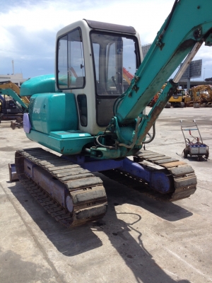 SALE___แบคโฮ KOMATSU PC40-7E (เครื่องดำ) เก่านอก จากJanpan สภาพเดิมๆ สวย พร้อมใช้งาน SALE___แบคโฮ KOMATSU PC40-7E (เครื่องดำ) เก่านอก จากJanpan สภาพเดิมๆ สวย พร้อมใช้งาน