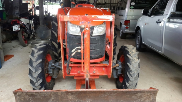 ขายรถไถคูโบต้านั่งขับ รุ่น L3608DT สภาพดี พร้อมใช้งาน ราคาถูก ขายรถไถคูโบต้านั่งขับ รุ่น L3608DT สภาพดี พร้อมใช้งาน ราคาถูก